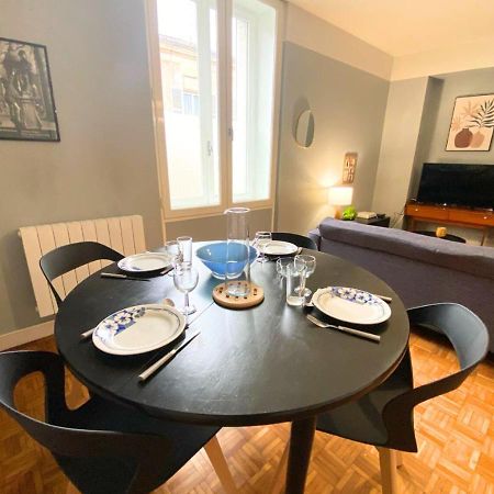 Le 107 - Poitiers - Chu - La Conciergerie. Apartment Exterior photo