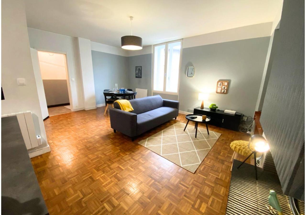 Le 107 - Poitiers - Chu - La Conciergerie. Apartment Exterior photo