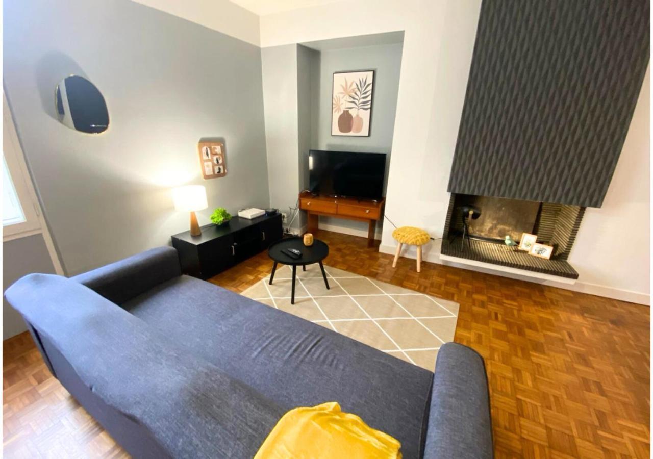 Le 107 - Poitiers - Chu - La Conciergerie. Apartment Exterior photo